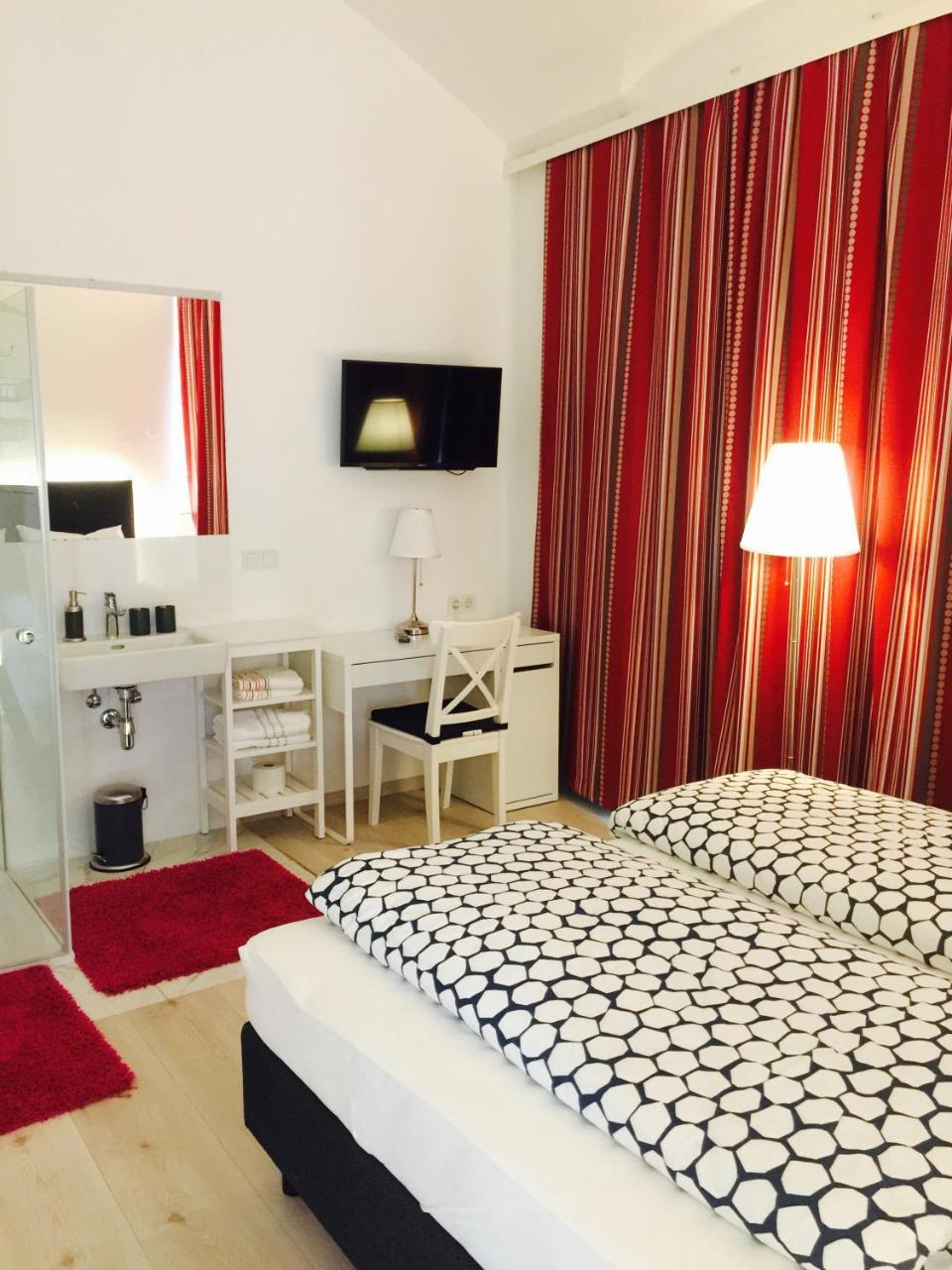 Pension Am Wienfluss Экстерьер фото