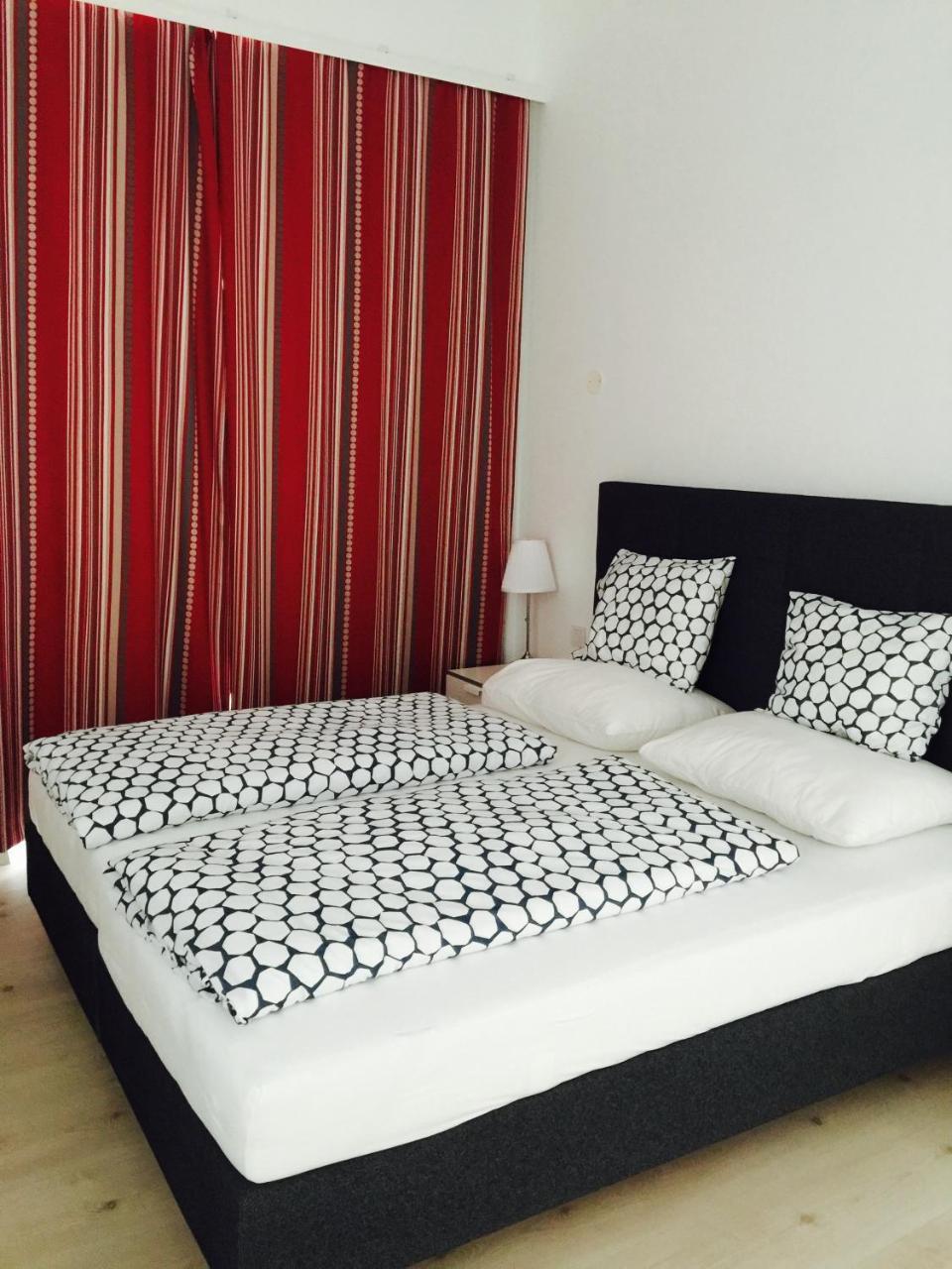 Pension Am Wienfluss Экстерьер фото