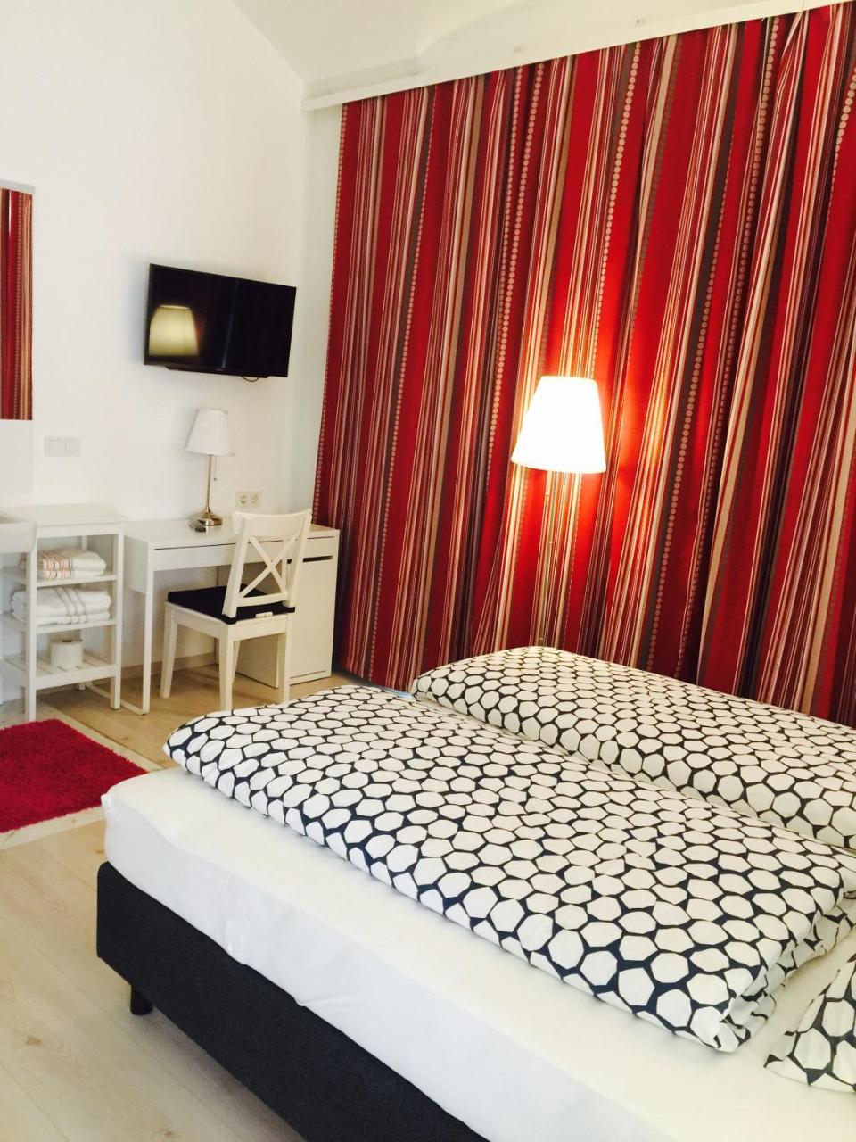 Pension Am Wienfluss Экстерьер фото